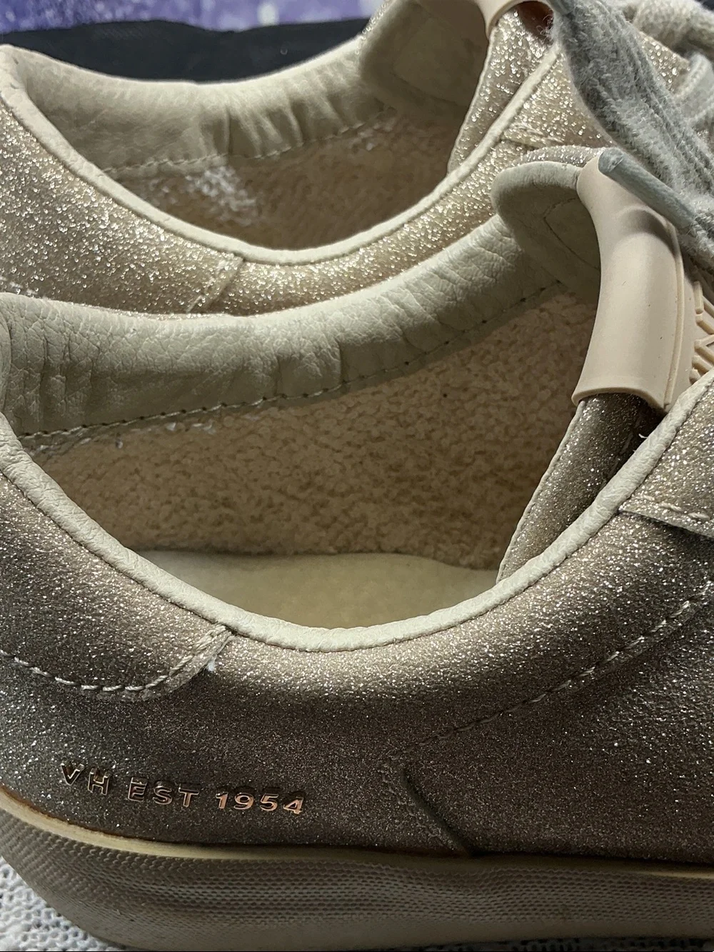 Vintage Havana Kara Matte GOLD Glitter Leather Sneakers Shoes 7.5